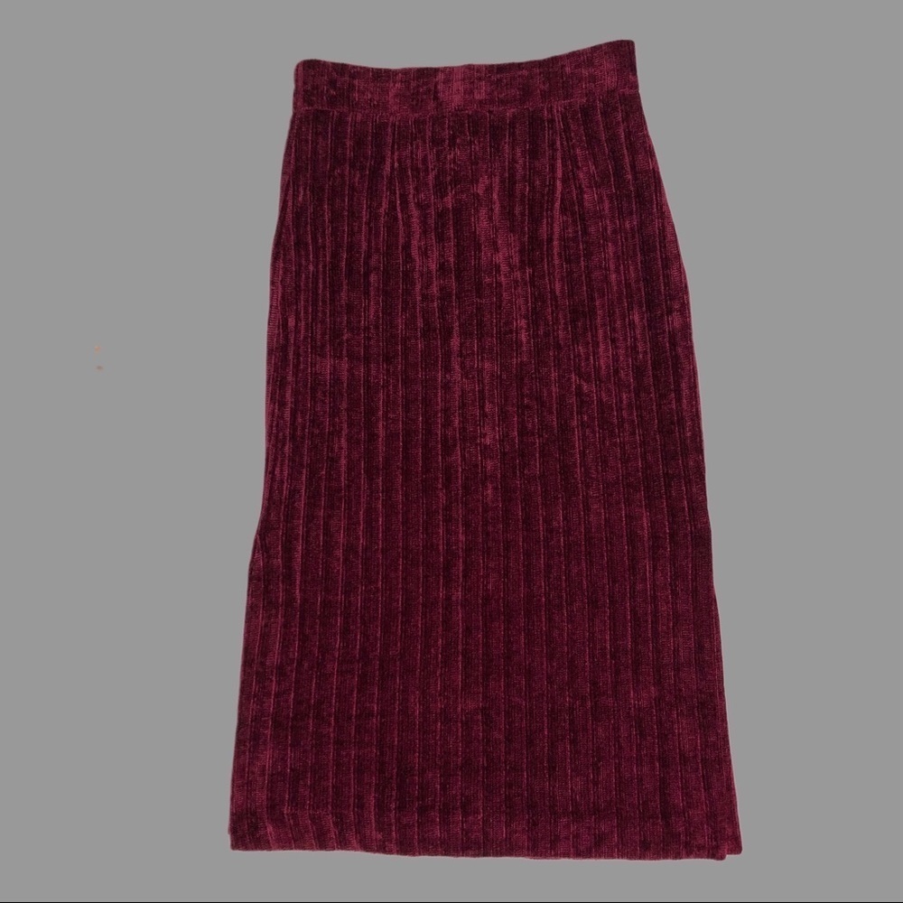 ❤️ XS ❤️ NWT Anthro Skirt Side Slits Midi Ribbed Chenille Soft